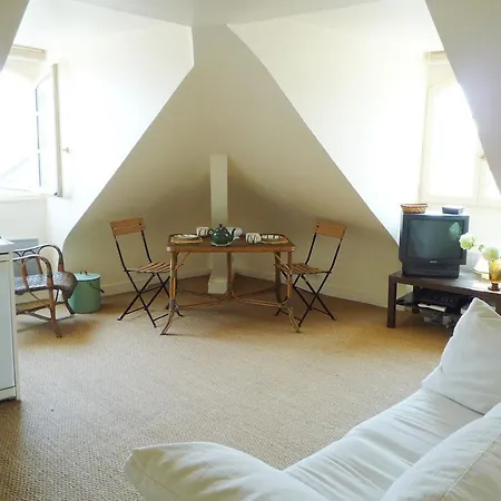 Apartment Saint Sulpice Sympa