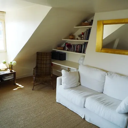 Apartment Saint Sulpice Sympa *
